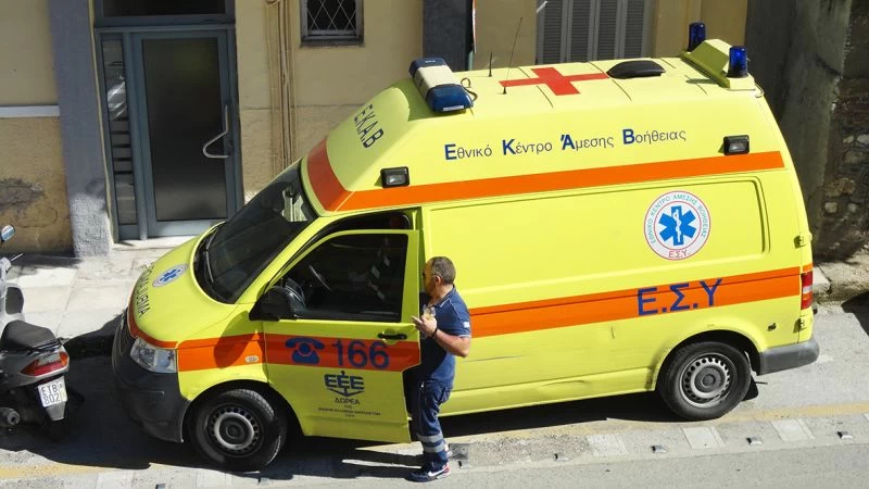 Απίστευτο περιστατικό στην Κέρκυρα: Οδηγός ΙΧ επιτέθηκε με πέτρα σε οδηγό λεωφορείου